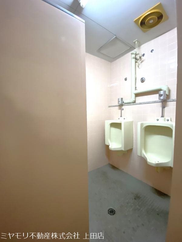 上田市常磐城2丁目　事業用建物 内観写真（トイレ）