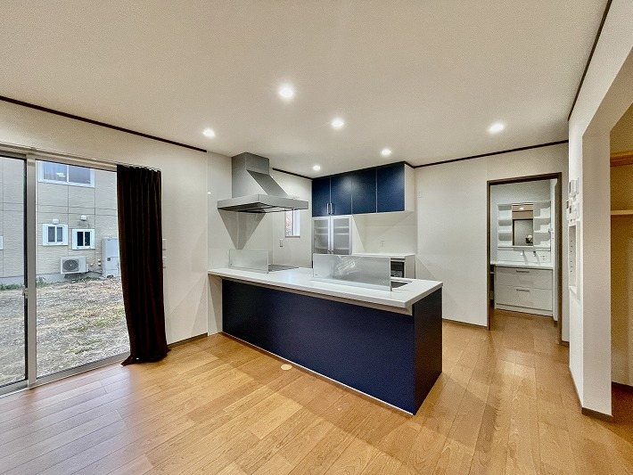 小諸市加増　中古戸建 内観写真（キッチン）