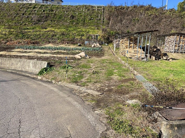 佐久穂町高野町　土地 現地写真（前面道路含む現地写真）