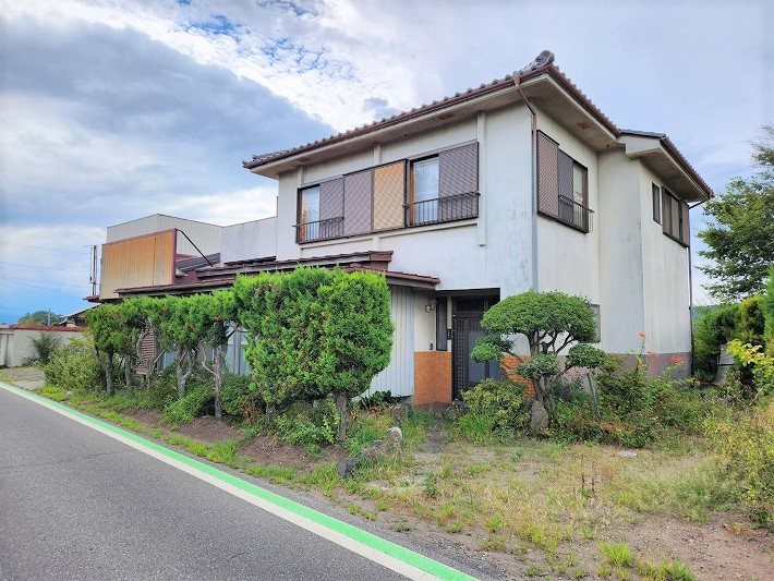小諸市甲　中古戸建 現地写真