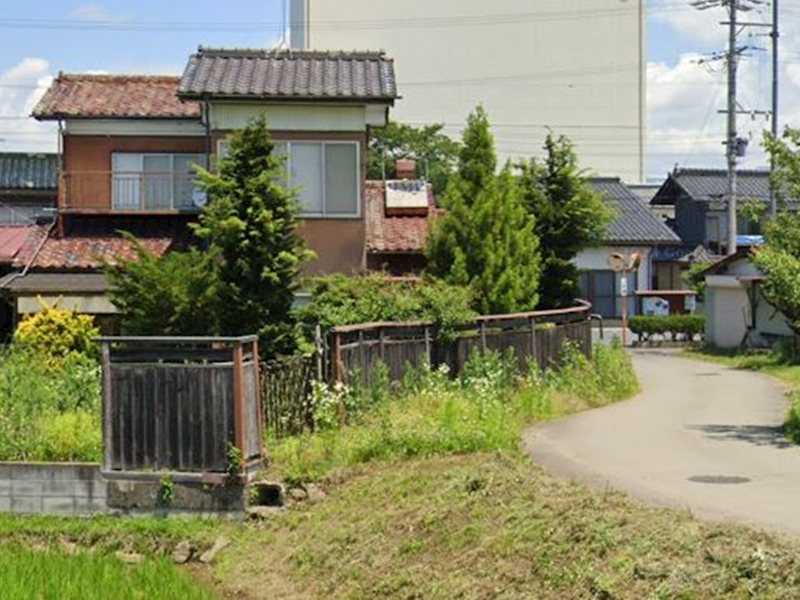 佐久市平賀　土地 現地写真（前面道路含む現地写真）