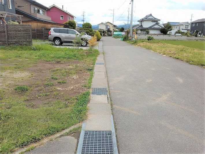 佐久市野沢 分譲地 現地写真（前面道路含む現地写真）