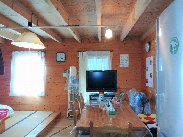 佐久市内山　中古戸建 内観写真（リビング）