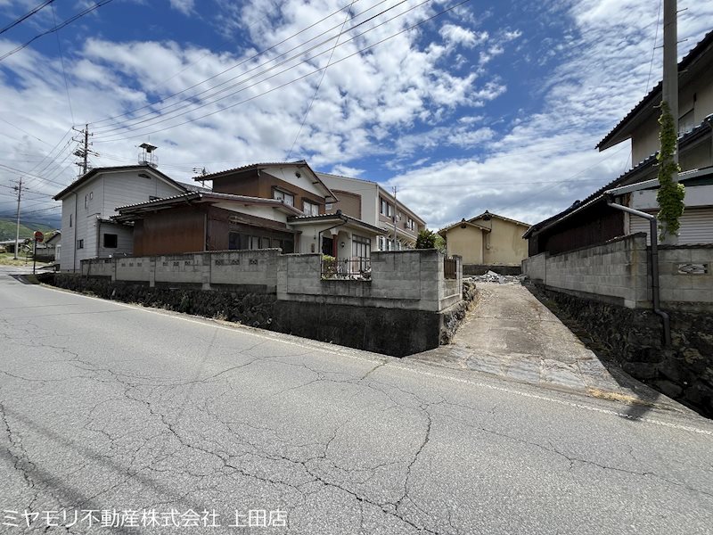 東御市県 土地 現地写真（前面道路含む現地写真）