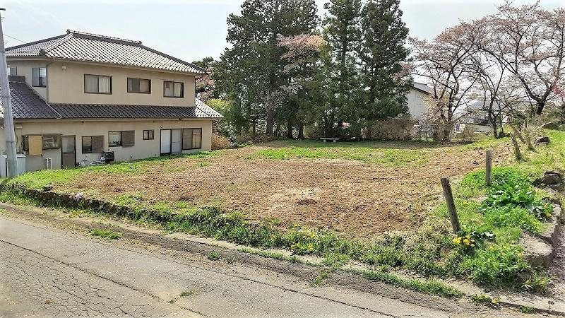 小諸市滋野甲　土地 現地写真（前面道路含む現地写真）