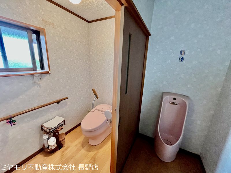長野市七二会　中古戸建 内観写真（トイレ）