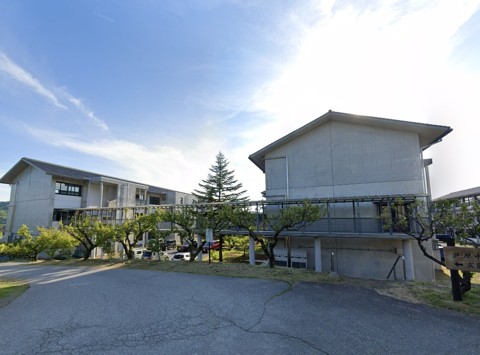 小諸市東雲　土地 中学校