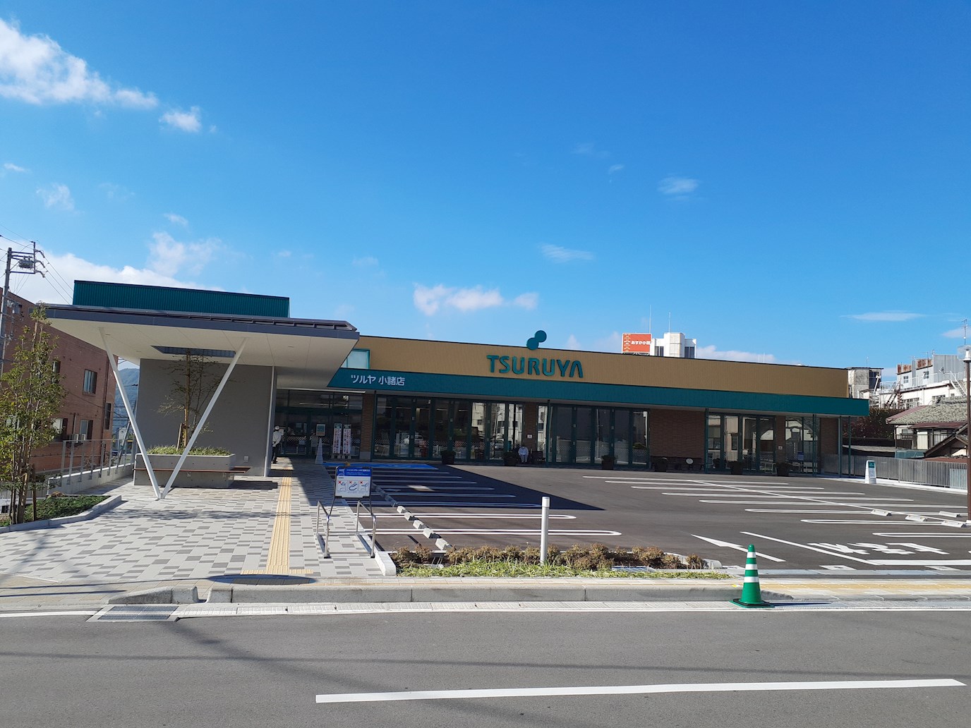 小諸市東雲　土地 スーパー