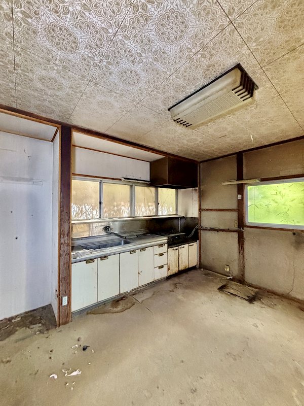 佐久市塩名田　中古戸建 内観写真（キッチン）