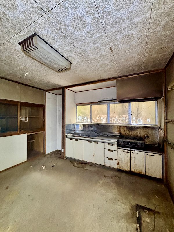 佐久市塩名田　中古戸建 内観写真（キッチン）