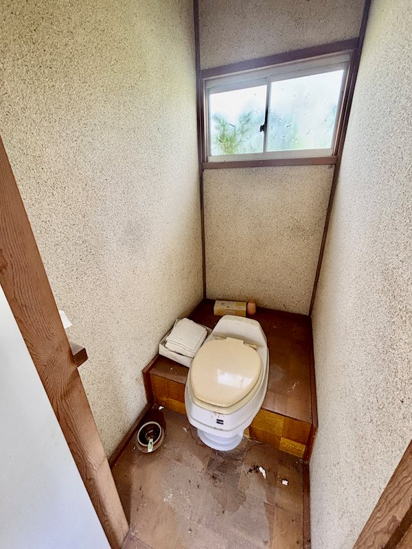 佐久市塩名田　中古戸建 内観写真（トイレ）