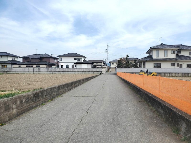 佐久市中込　中込小南　分譲地 現地写真（前面道路含む現地写真）