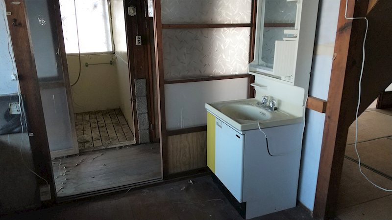 佐久市春日　中古戸建 内観写真（洗面台・洗面所）