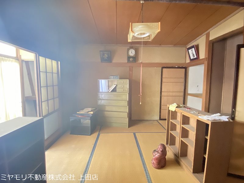 【契約済】上田市生田　中古戸建 内観写真（リビング以外の居室）