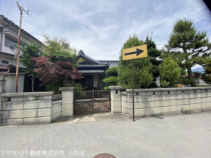 【契約済】上田市生田　中古戸建 現地写真