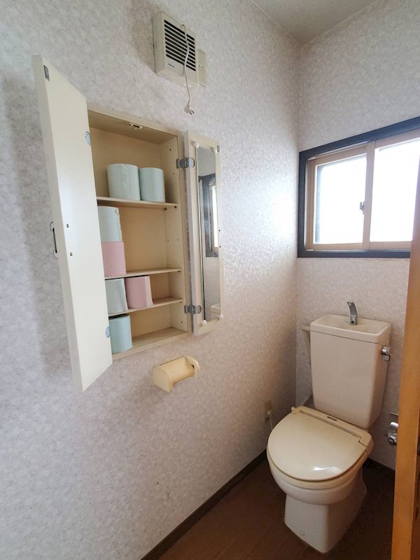 佐久市内山　中古戸建 内観写真（トイレ）