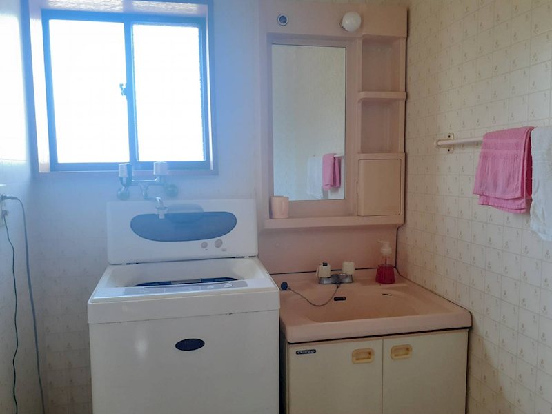 佐久市塩名田　中古戸建 内観写真（洗面台・洗面所）