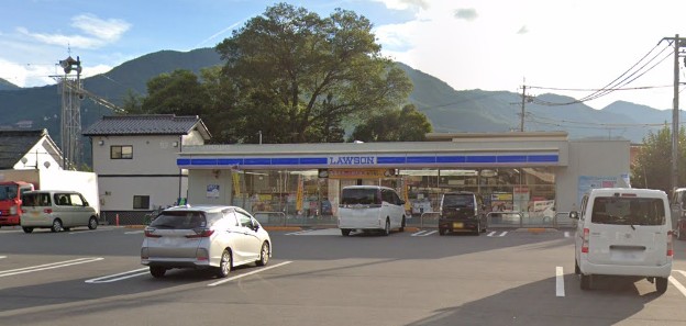 長野県千曲市戸倉 コンビニ