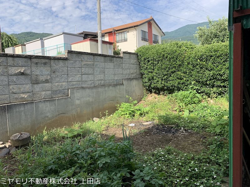 坂城町坂城　中古戸建 現地写真（庭）