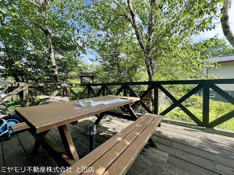 上田市腰越　中古戸建 現地写真（庭）