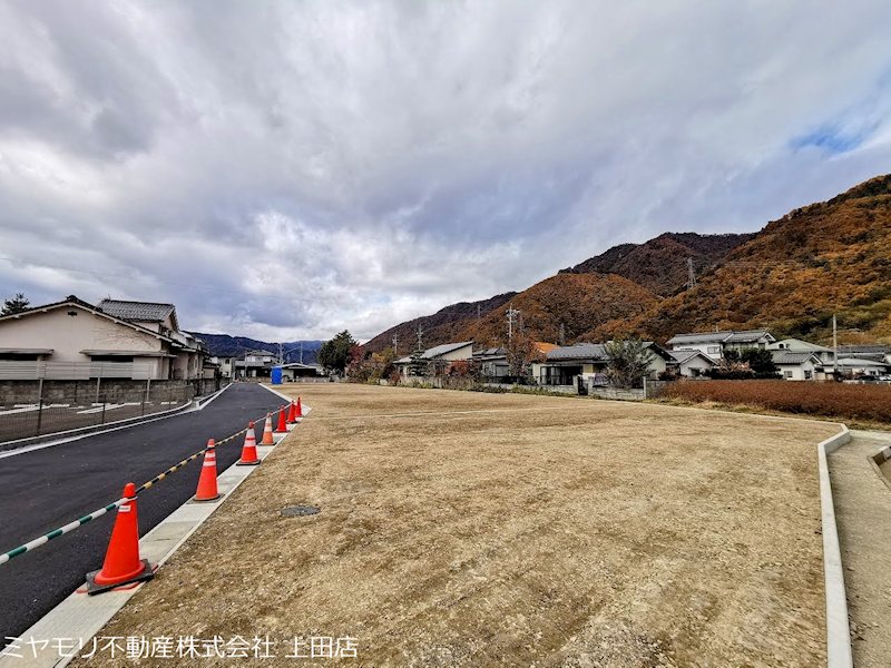 【商談中】　上田市常磐城6丁目　土地 現地写真