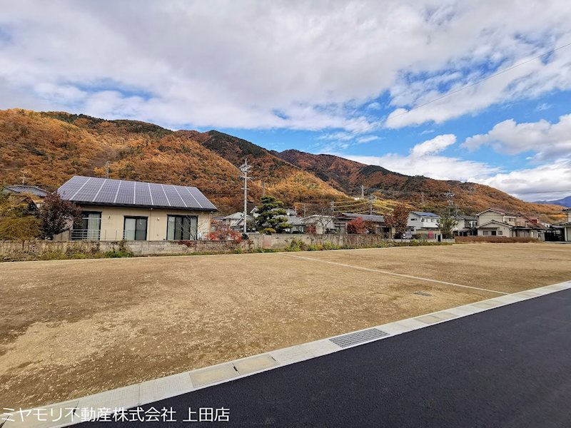 【商談中】　上田市常磐城6丁目　土地 現地写真