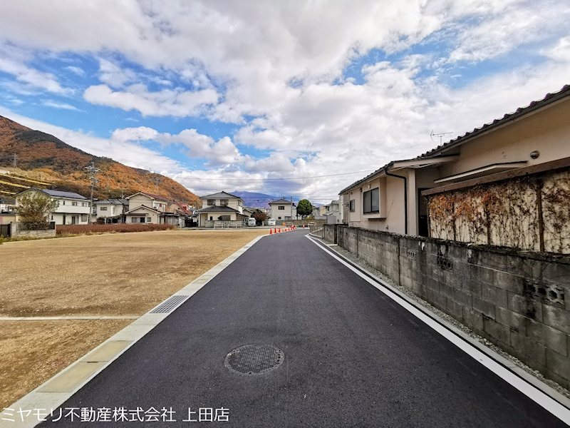 【商談中】　上田市常磐城6丁目　土地 現地写真