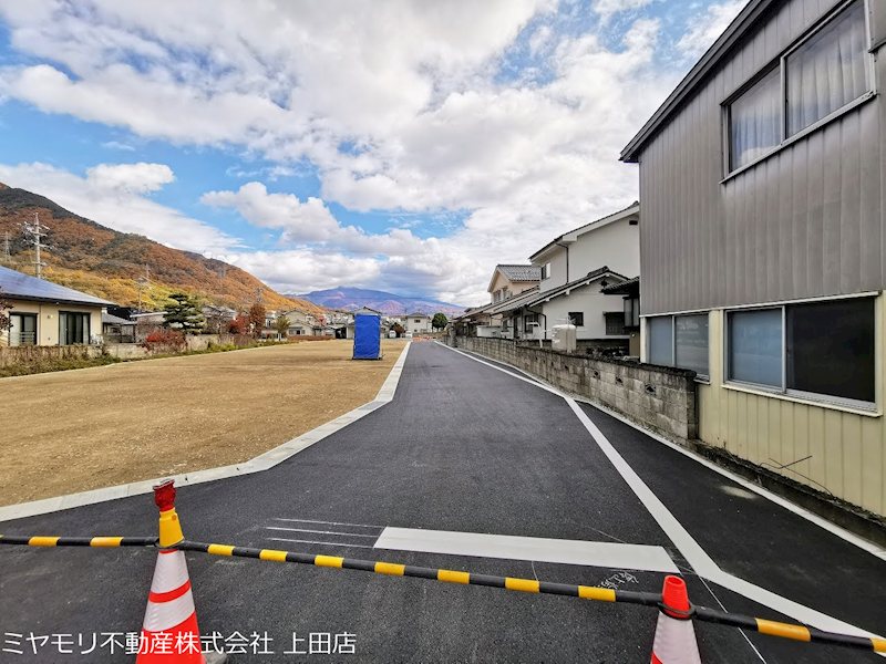 【商談中】　上田市常磐城6丁目　土地 現地写真