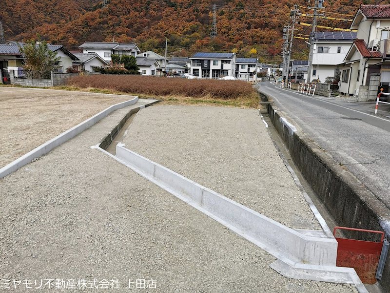 【商談中】　上田市常磐城6丁目　土地 現地写真