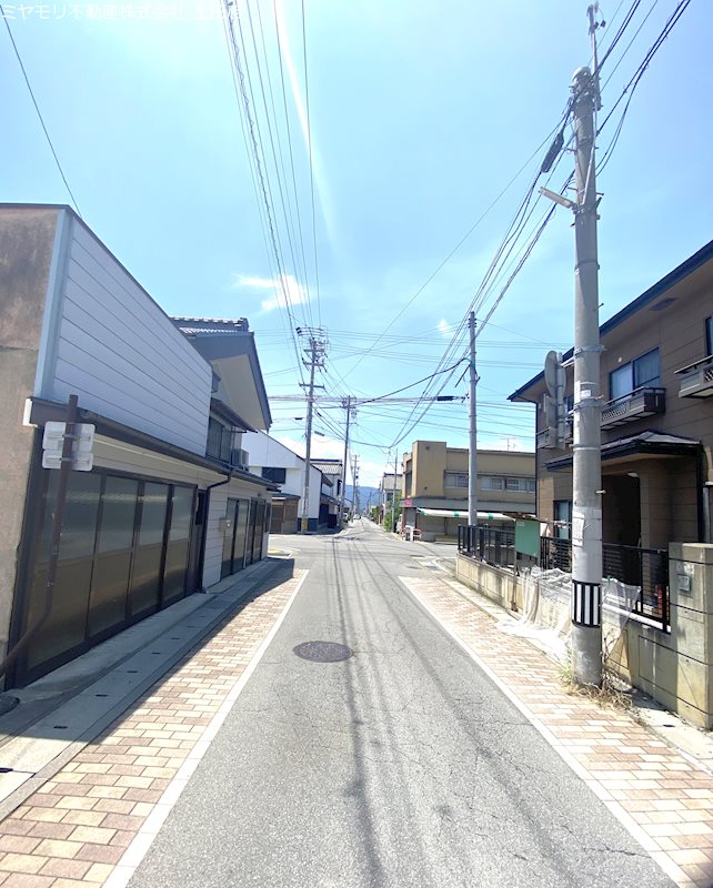 上田市中央　土地 現地写真（前面道路含む現地写真）