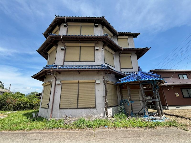 南牧村野辺山　事業用建物 現地写真