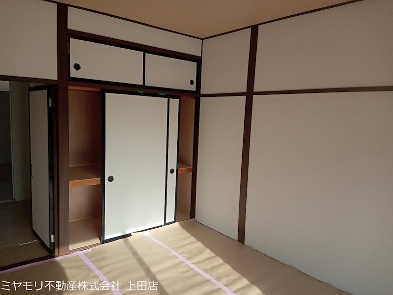 東御市和　中古住宅 内観写真（リビング以外の居室）