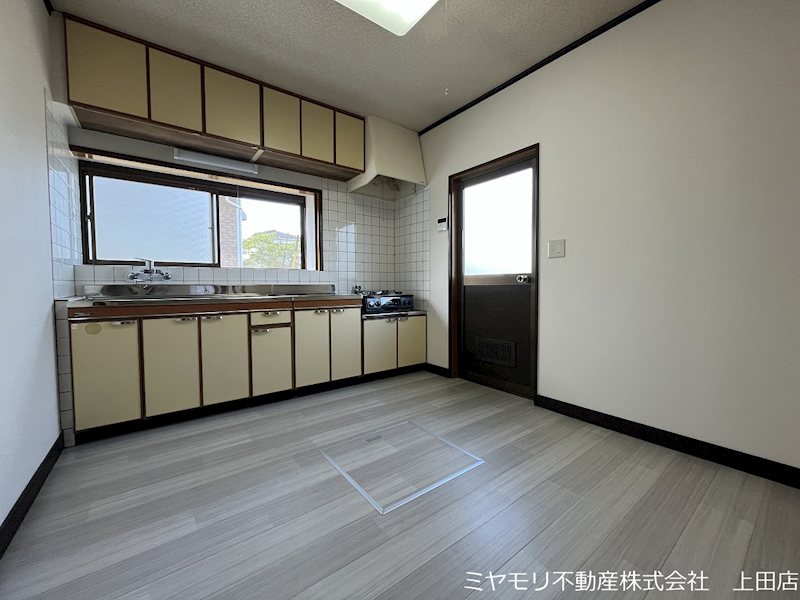 上田市古里　中古住宅 内観写真（キッチン）