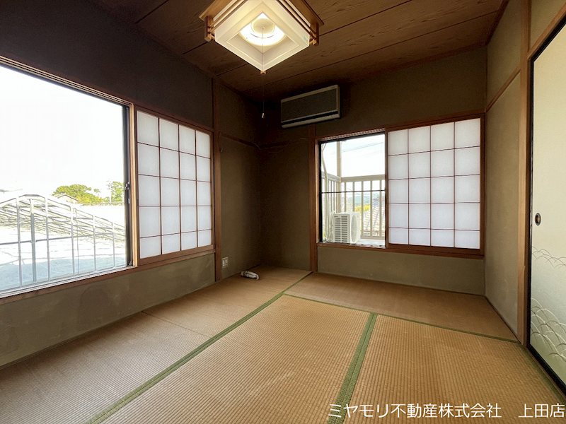 上田市古里　中古住宅 内観写真（リビング以外の居室）