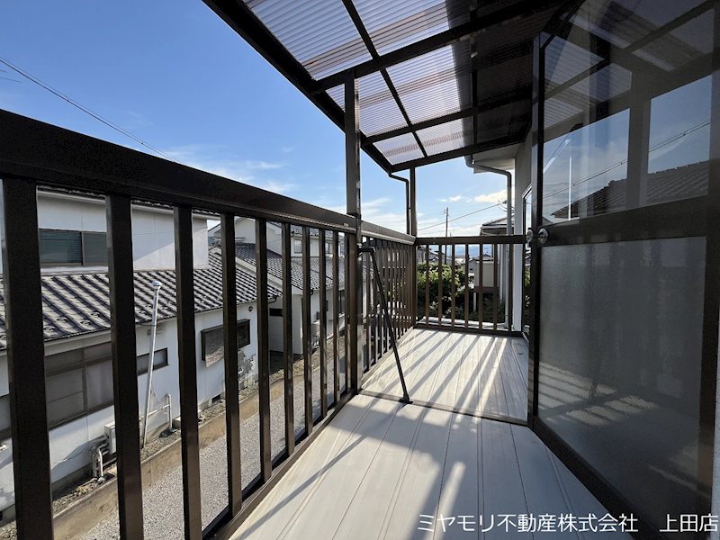 上田市古里　中古住宅 現地写真（バルコニー）