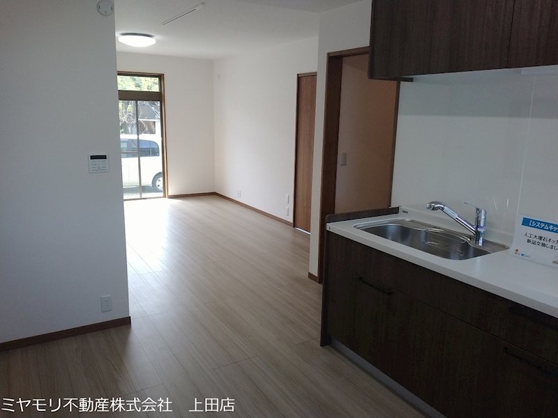 坂城町上平　中古戸建 内観写真（キッチン）