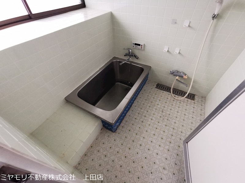 上田市古安曽　中古戸建 内観写真（浴室）