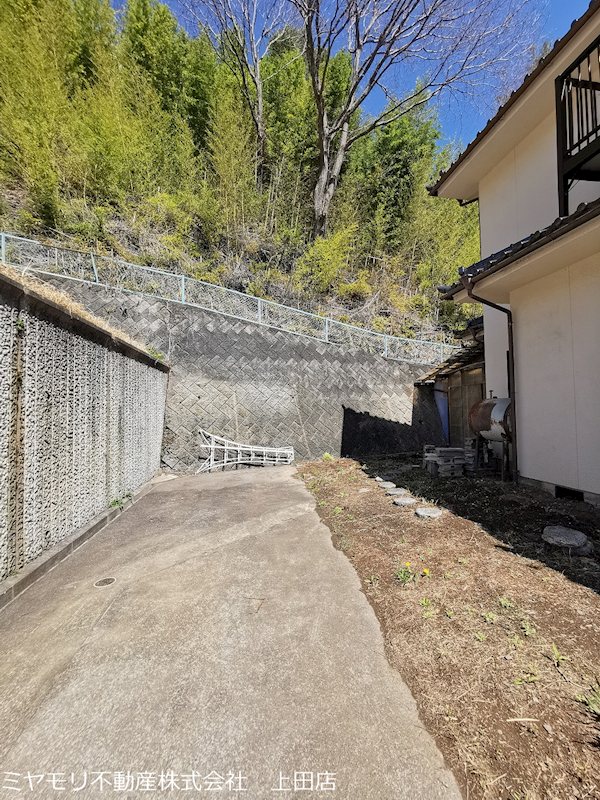 上田市古安曽　中古戸建 現地写真
