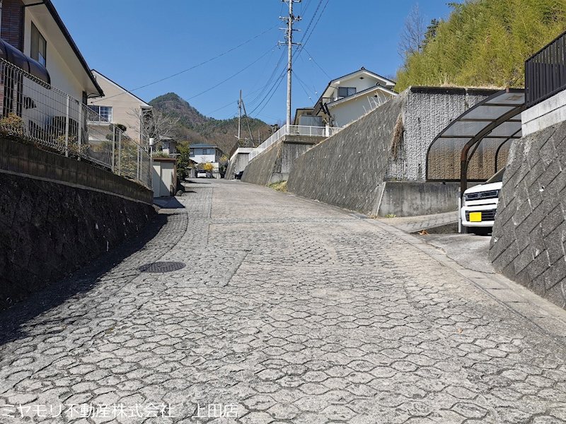 上田市古安曽　中古戸建 現地写真