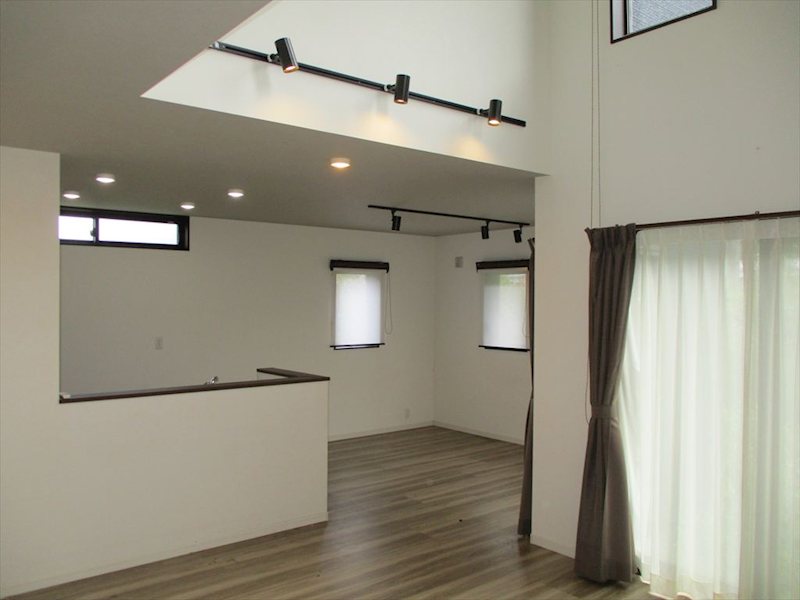佐久市横根　中古戸建 内観写真（リビング）