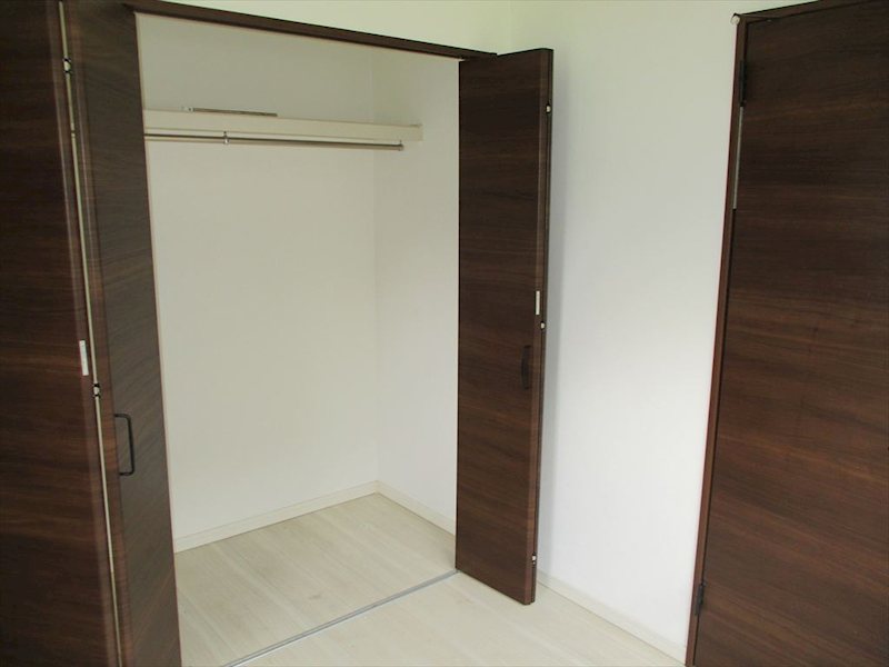 佐久市横根　中古戸建 内観写真（収納）