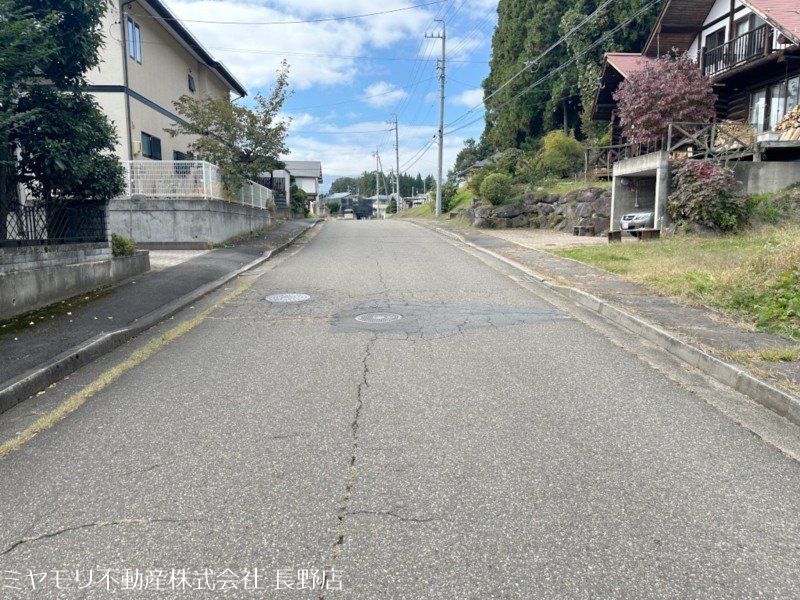 長野県上水内郡飯綱町豊野 現地写真（前面道路含む現地写真）