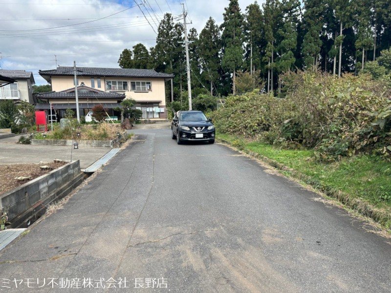 長野県上水内郡飯綱町豊野 現地写真（前面道路含む現地写真）