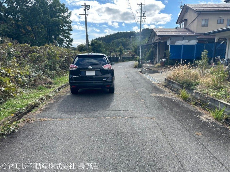 長野県上水内郡飯綱町豊野 現地写真（前面道路含む現地写真）