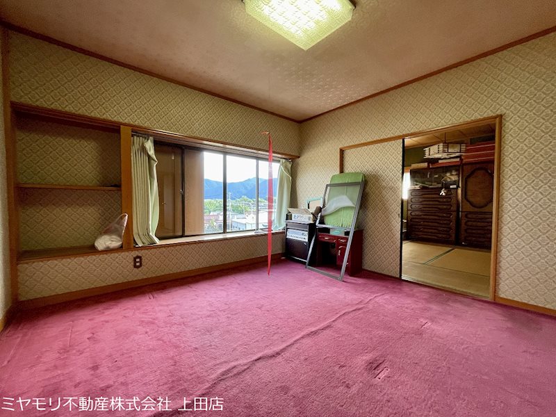 坂城町坂城　中古戸建 内観写真（リビング以外の居室）