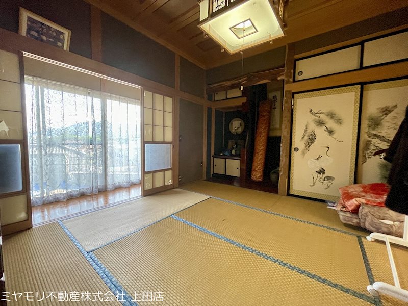 坂城町坂城　中古戸建 内観写真（リビング以外の居室）