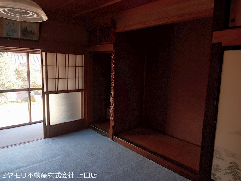 上田市真田町傍陽　中古戸建 内観写真（リビング以外の居室）