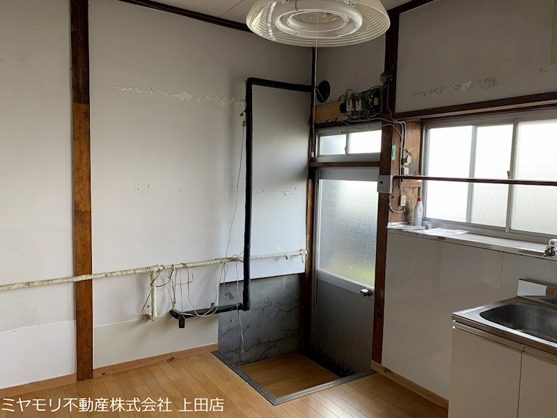 上田市古安曽　中古戸建 内観写真（キッチン）