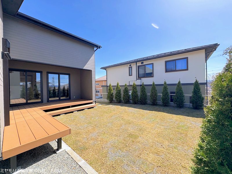 東御市滋野乙　新築戸建(1号棟) 現地写真（庭）