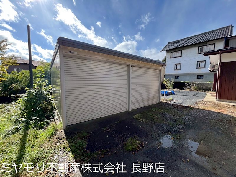 長野県中野市上今井 現地写真（駐車場）